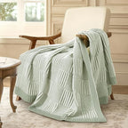 Amélie Home Knit Throw Blanket, Soft Chenille Cozy Breathable Pineapple Chunky Decorative Blanket for Couch, Bed & Sofa, French-Inspired Lightweight Warm Gift for Women, Sage Green, 50"x60"