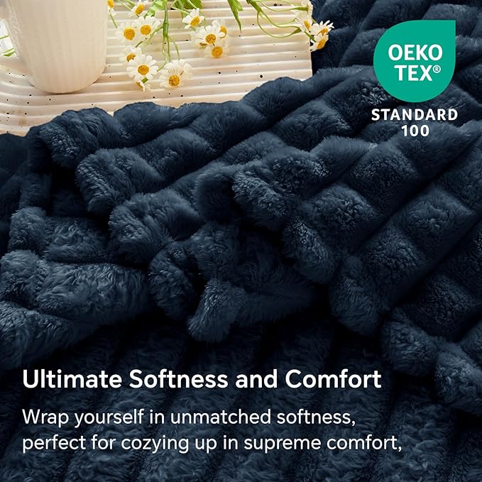 BEDELITE Navy Throw Blanket for Couch and Bed- Super Soft and Warm 3D Checkered Fluffy Fuzzy Fleece Blanket, Luxurious Plush Cozy Blanket for Room Decor Fall and Winter, 50x70 inches