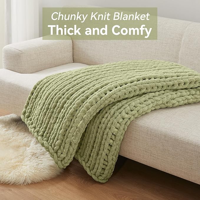 Negwoo Chunky Knit Throw Blanket, 80''*90'' Knitted Throw Chenille Yarn for Bed Couch, Handmade Light Green Crochet Big Thick Blanket, Machine Washable Cute Comfy Blanket for Home Decor