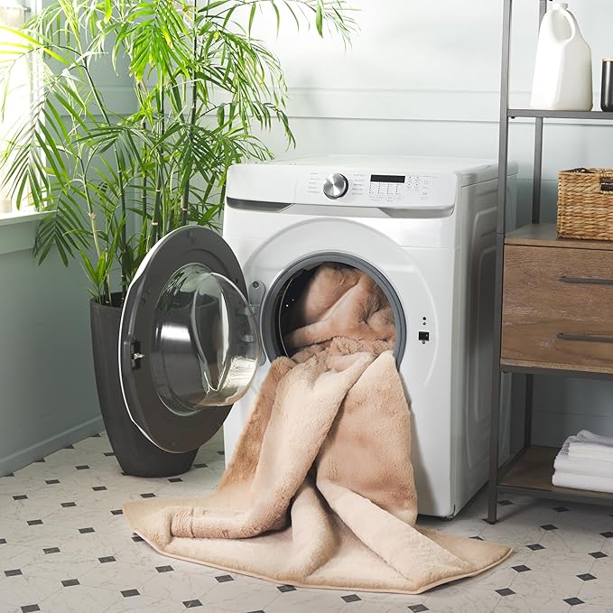 SAFAVIEH Washable Rug Faux Rabbit Fur Shag Collection - 8' x 10', Beige, Slip Resistant & Easy Cleaning, Ideal for Living Room, Bedroom, Dining Space (FRF976B)