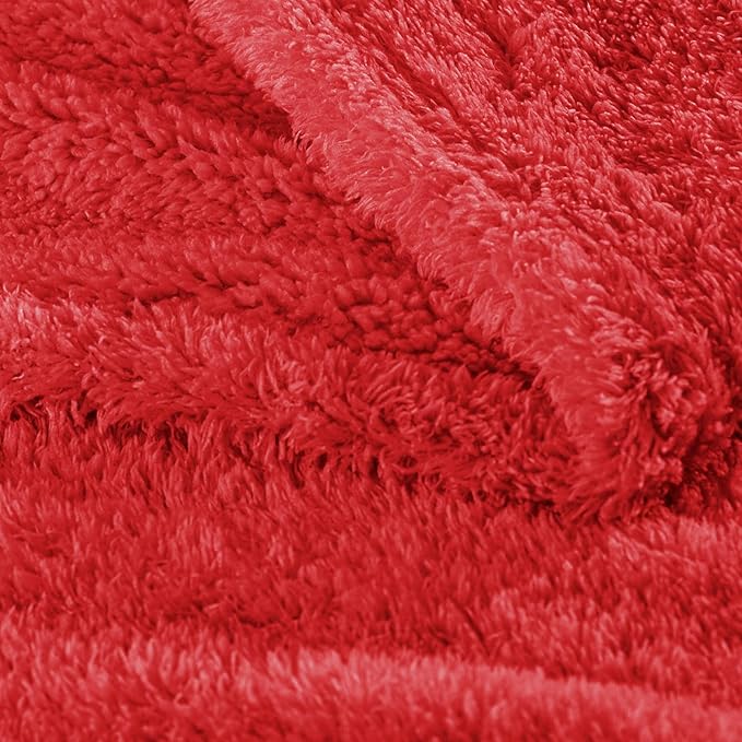 Exclusivo Mezcla Fleece Bed Blankets Queen Size, Ultra Soft, Lightweight and Fuzzy Red Blanket for Women, Home Decor, 90x90 Inches