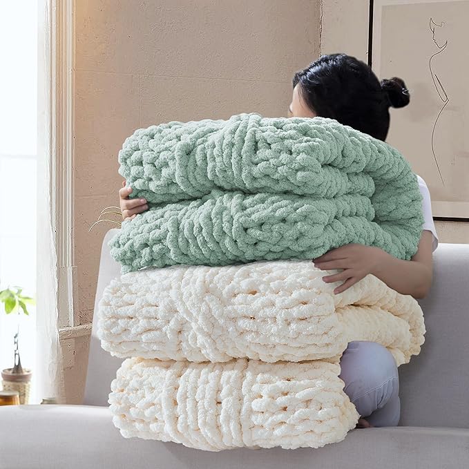 Chunky Knit Blanket Throw - 100% Hand Knitted Chunky Soft Throw Blanket for Couch, Thick and Warm Blanket for Winter, Dark Green, 40x50 Inches