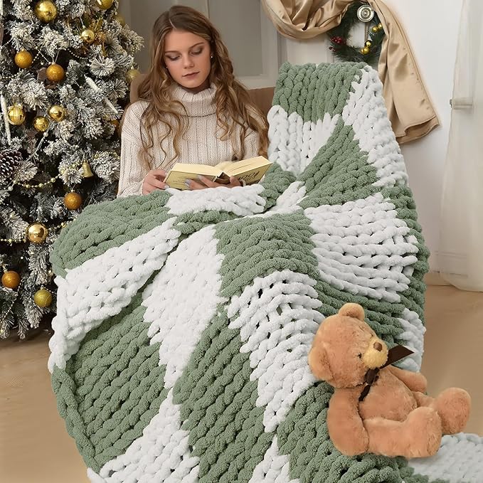 Tudomro Checkered Chunky Knit Throw Blanket for Couch 50 x 60 Inches Neutral Decor 100% Hand Knitted Cozy Soft Large Rope Knot Crochet Blankets for Sofa Living Room(Ivory and Sage Green)