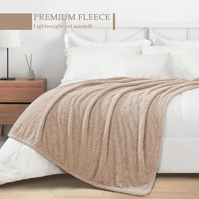 Exclusivo Mezcla Fleece Camel Throw Blanket for Couch Sofa, Ultra Soft, Lightweight and Fluffy Blankets for Women, All Season, 50x60 Inches