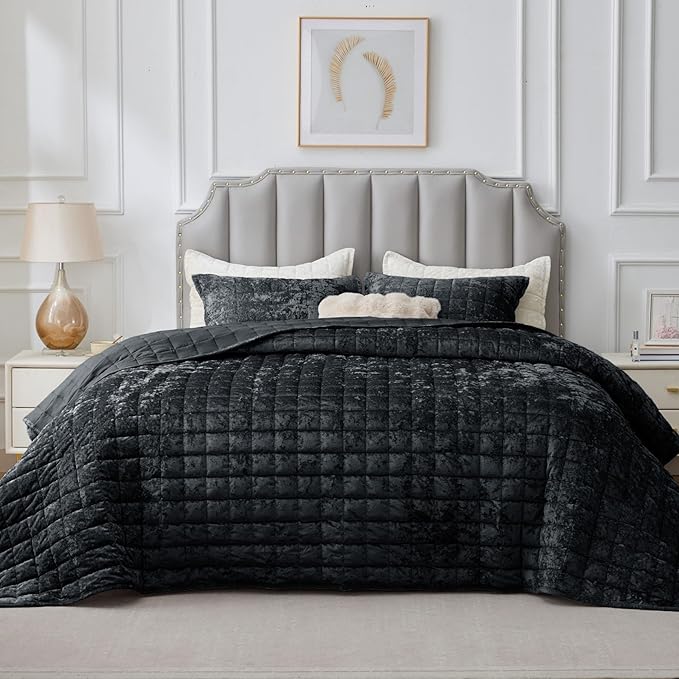 BEDELITE Velvet Quilt Set Queen Size - Luxury Velvet Comforter Bedding Set 3 Pieces, Lightweight Soft Cozy Shiny Black Oversized Bedspread Coverlet for All Seasons with 2 Pillow Shams