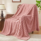 BEDELITE Dusty Pink Throw Blanket Twin Size for Bed- Super Soft and Warm 3D Checkered Fluffy Fuzzy Fleece Blanket, Luxurious Plush Cozy Blanket for Room Decor Fall and Winter, 60x80 inches