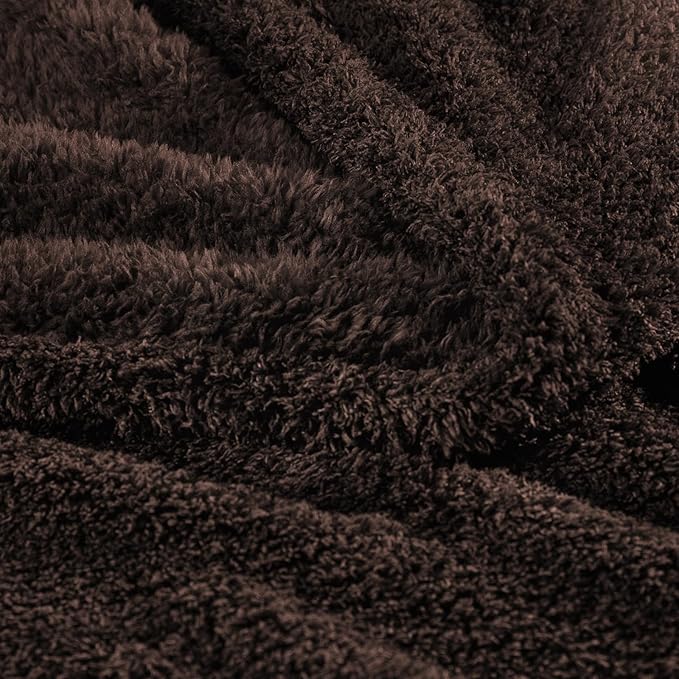 Exclusivo Mezcla Fleece Coffee Throw Blanket for Couch Sofa, Ultra Soft, Lightweight and Fluffy Blankets for Women, All Season, 50x60 Inches