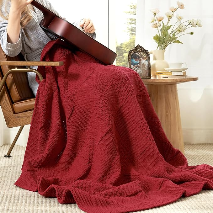 Amélie Home Knit Throw Blanket, Soft Chenille Cozy Breathable Checkered Chunky Decorative Blanket for Couch, Bed & Sofa, French-Inspired Lightweight Warm Gift for Women, Christmas Red, 50"x60"