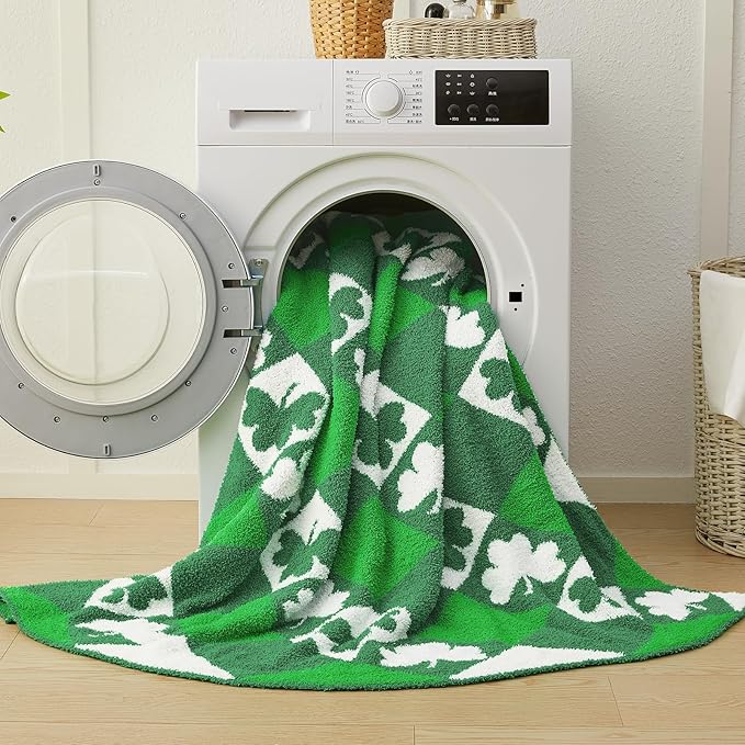 CYMULA St. Patrick's Day Knit Throw Blanket - Super Soft Lightweight Plush Shamrock Clover Blanket for Couch, Bed, Sofa, 50 x 60 Inches, Irish Green