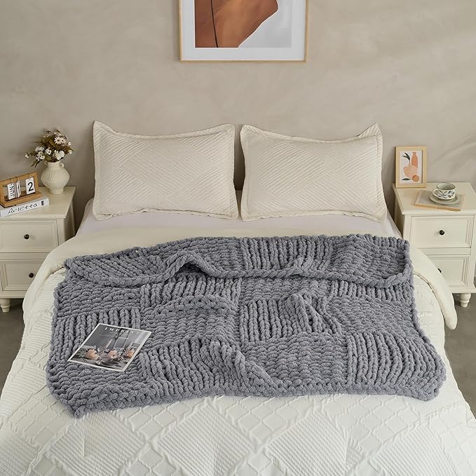 Chunky Knit Blanket Throw 50x60 Inches,Handmade Cable Knit Crochet Blanket,Cozy Lightweight All Season,Wrinkle-Resistant Polyester for Couch Bed Sofa Reading Nook,Grey