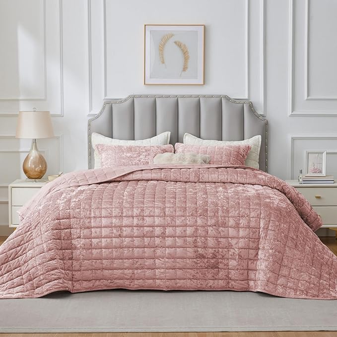 BEDELITE Velvet Quilt Set King Size - Luxury Velvet Comforter Bedding Set 3 Pieces, Soft Cozy Shiny Dusty Pink Oversized Bedspread Coverlet for All Seasons with 2 Pillow Shams