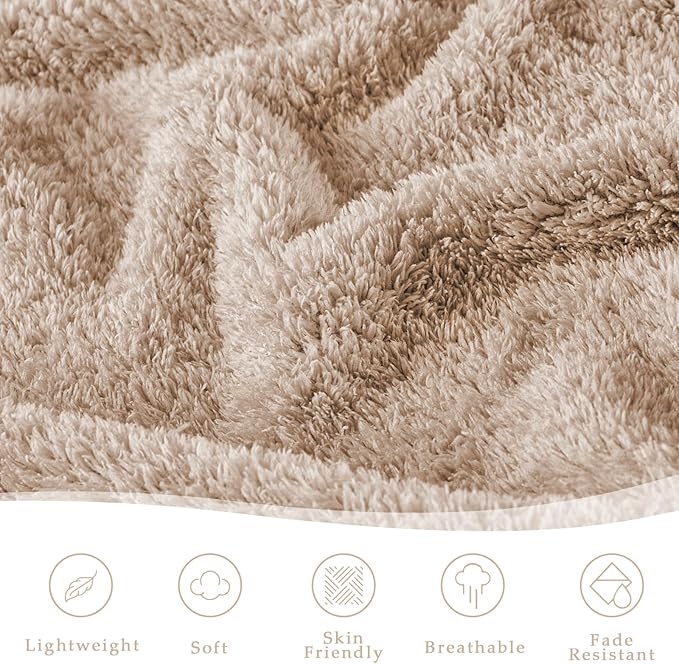 Exclusivo Mezcla Fleece King Size Bed Blanket, Ultra Soft, Lightweight and Fuzzy Camel Blanket for Women, Home Decor, 90x104 Inches