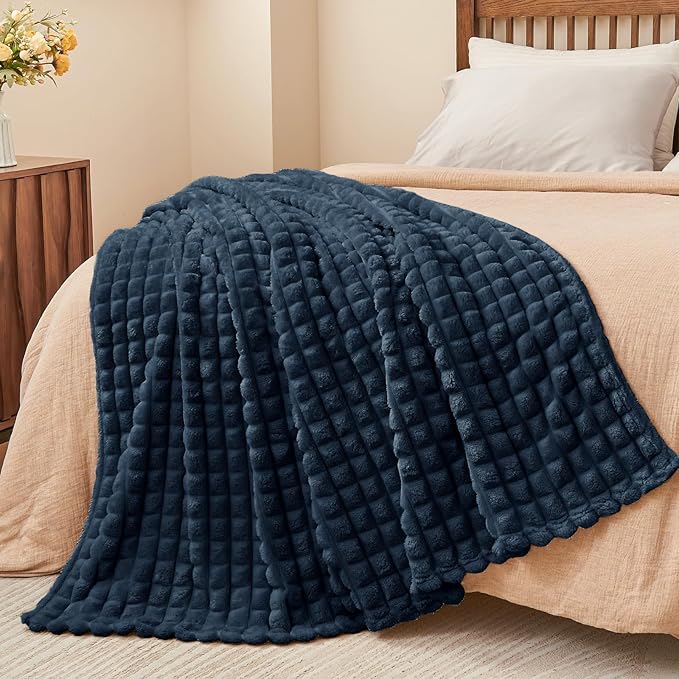 BEDELITE Navy Throw Blanket for Couch and Bed- Super Soft and Warm 3D Checkered Fluffy Fuzzy Fleece Blanket, Luxurious Plush Cozy Blanket for Room Decor Fall and Winter, 90x90 inches, Queen Size