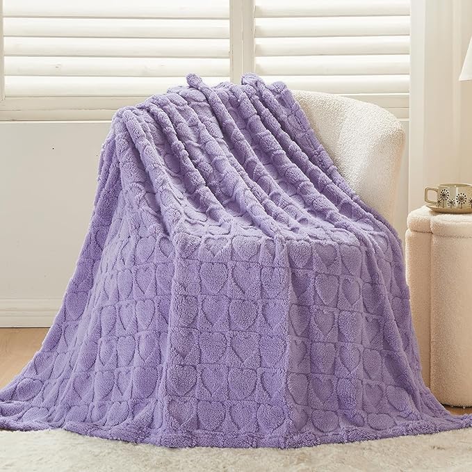 NEWCOSPLAY Super Soft Throw Blanket Lavender Love Premium Silky Flannel Fleece 3D Heart Checkered Lightweight Bed Blanket All Season Use (Lavender Love, Throw(50"x70"))