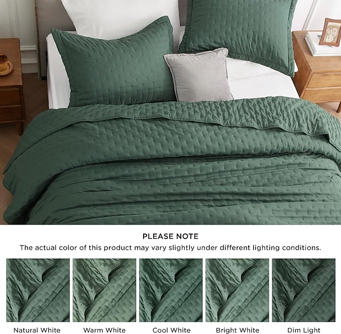 Bedsure King Quilt - Dark Green Bedspread King Size & Lightweight Comforter, Modern Coverlet with Clover Pattern, Ultra Soft All-Season Bedding, 106 x 96 Inches | Stitch-Free Quilting, Ultra Soft, Lightweight, Machine Washable, Pet-Friendly