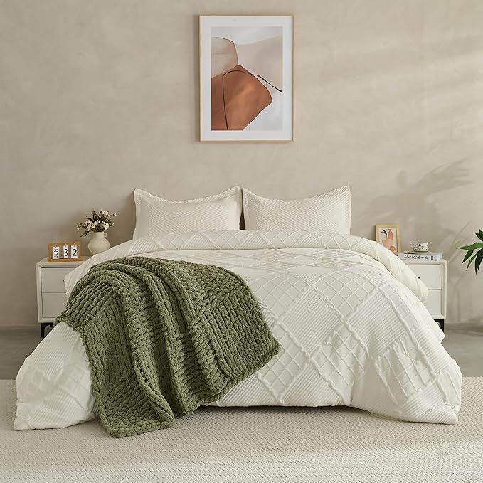 Soft Knitted Throw Blanket - 50x60 Inch Cozy & Lightweight All-Season Blanket, Wrinkle-Resistant Polyester for Couch, Bed, Sofa, Reading Nook (Green)
