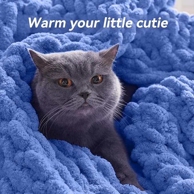 Negwoo Chunky Knit Throw Blanket, 40''*50'' Knitted Throw Chenille Yarn for Bed Couch, Handmade Light Blue Crochet Big Thick Blanket, Machine Washable Cute Comfy Blanket for Home Decor