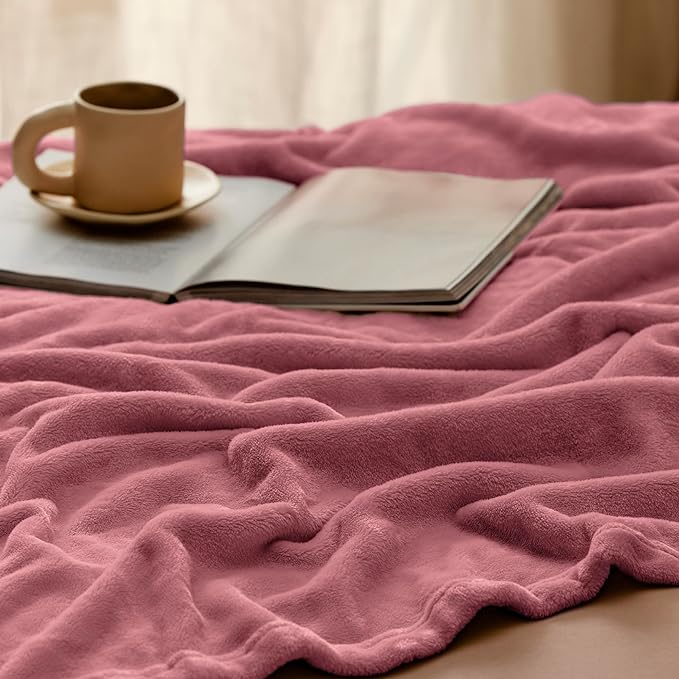 Bedsure GentleSoft Twin XL Fleece Blanket Dorm Bedding - Lightweight Soft Cozy Blankets for Bed, Sofa, Couch, Travel, Camping, Dusty Rose, 66"x90"