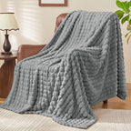 BEDELITE Grey Throw Blanket for Couch and Bed- Super Soft and Warm 3D Checkered Fluffy Fuzzy Fleece Blanket, Luxurious Plush Cozy Blanket for Room Decor Fall and Winter, 50x70 inches