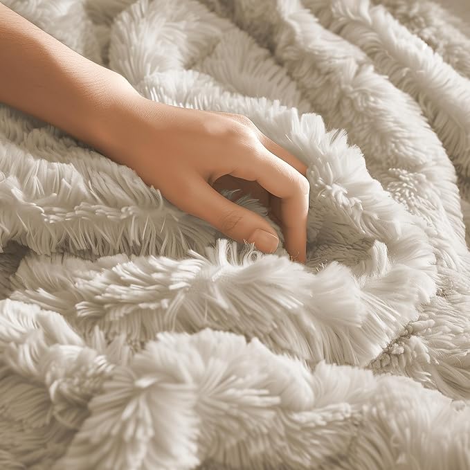 Hyde Lane Fluffy Cute Throw Blankets for Couch Sofa, 2 Way Reversible Ultra Soft Long Faux Fur, Shaggy Cozy Fuzzy Blanket Beige/Khaki, 60x80