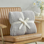 Amélie Home Knit Throw Blanket, Soft Chenille Cozy Breathable Pineapple Chunky Decorative Blanket for Couch, Bed & Sofa, French-Inspired Lightweight Warm Gift for Women, Gray, 50"x60"