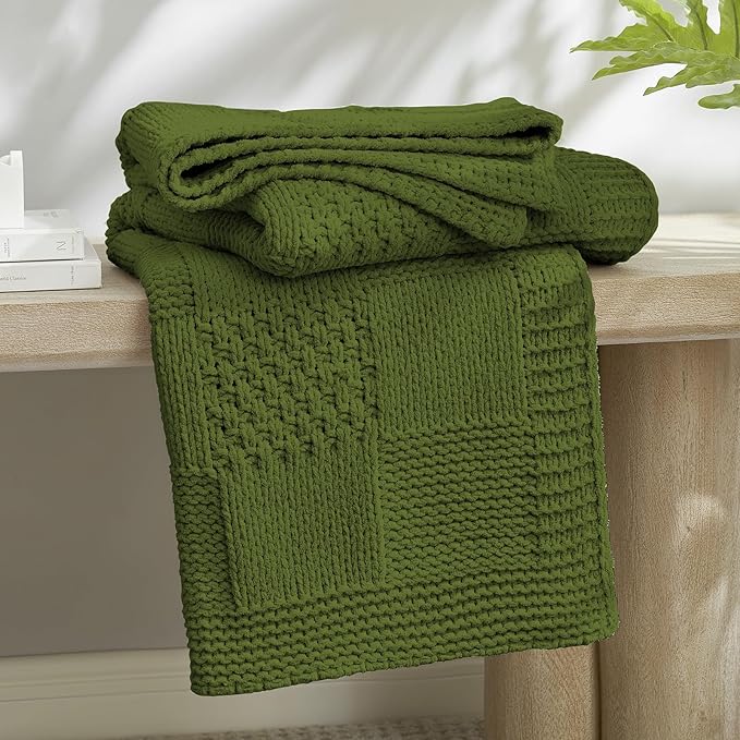 Amélie Home Knit Throw Blanket, Soft Chenille Cozy Breathable Checkered Chunky Decorative Blanket for Couch, Bed & Sofa, French-Inspired Lightweight Warm Gift for Women, Olive Green, 50"x60"