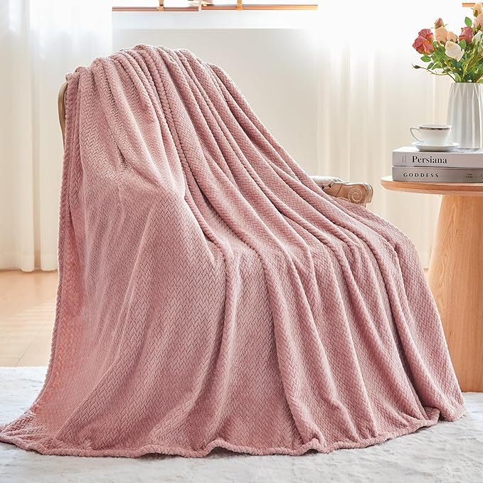 NEWCOSPLAY Super Soft Throw Blanket Premium Silky Flannel Fleece Leaves Pattern Lightweight Blanket All Season Use (Dusty Pink, Throw(40"x50"))