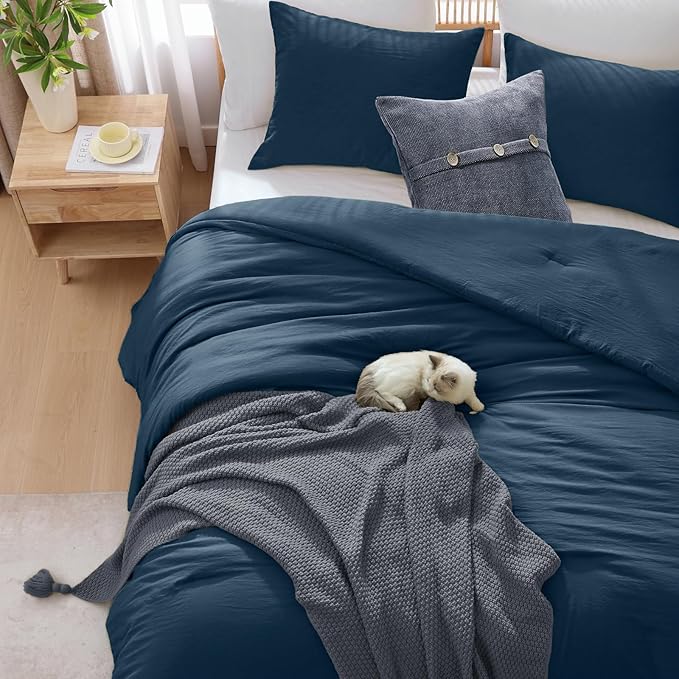 WRENSONGE King Size Comforter Sets - 3 Pieces Serenity Blue Comforter Prewashed Soft Lightweight for All Seasons,Fluffy Down Alternative Comforter King Size with 2 Pillow Shams