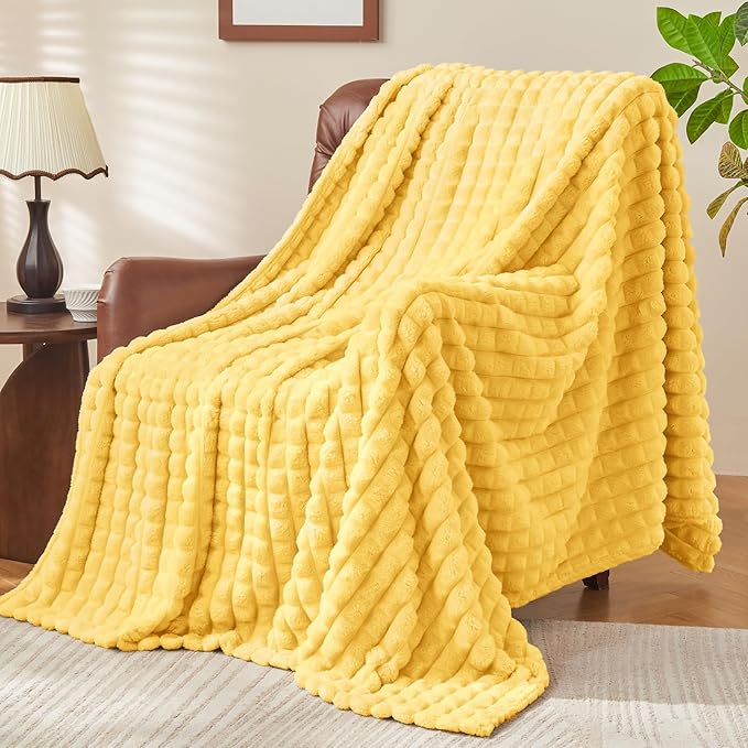 BEDELITE Light Yellow Throw Blanket Twin Size for Bed- Super Soft and Warm 3D Checkered Fluffy Fuzzy Fleece Blanket, Luxurious Plush Cozy Blanket for Room Decor Fall and Winter, 60x80 inches