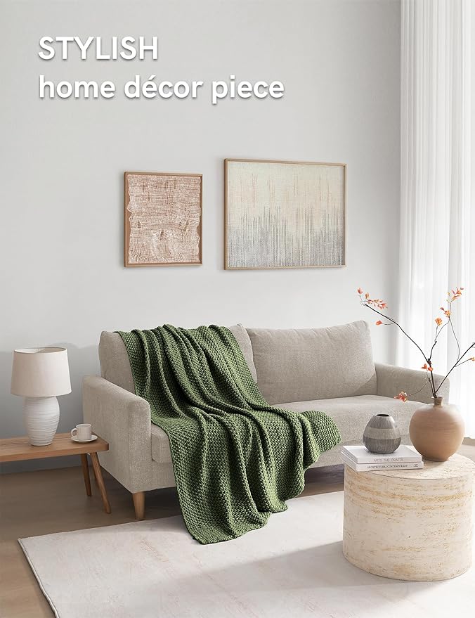 YnM Chunky Cotton Knit Throw Blanket, Cable Knit Throws for Bed Couch Sofa, Comfy & Relaxing, Decorative Piece for Farmhouse Modern Boho Rustic Scandinavian Chic Vibe, Pine Green 60x80 Inches