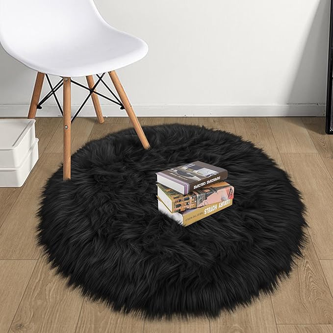 Small Black Round Rug 2ft for Bedroom, Faux Fur Fluffy Circle Rug Furry Carpet for Kids Room Teen's Room Nursery Desk, Plush Circular Shaggy Rug for Living Room Dorm Decor Aesthetic Black