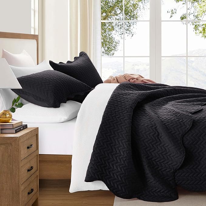 IR Imperial Rooms Twin Quilt Bedding Set Size (68” x 86”) + 1 Pillow Shams (20” x 26” + 2”) - 2 Pcs All Season Lightweight Reversible Microfiber Coverlet Embossed Quilt Bedspread (Black)