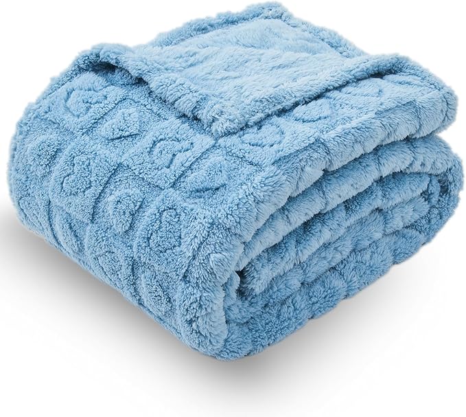 NEWCOSPLAY Super Soft Throw Blanket Blue Premium Silky Flannel Fleece 3D Heart Checkered Lightweight Bed Blanket All Season Use (Blue Heart, Throw(50"x70"))
