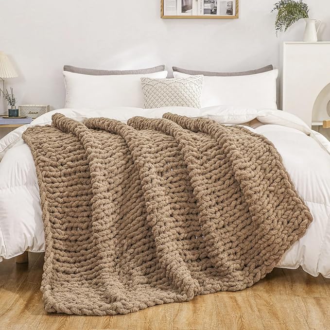 WESHIONGOO Chunky Knit Blanket Throw 51"×63" Knitted Throw Blankets for Couch Bed Fluffy Soft Blanket with Jumbo Chenille Yarn Thick 100% Handmade (Brown)