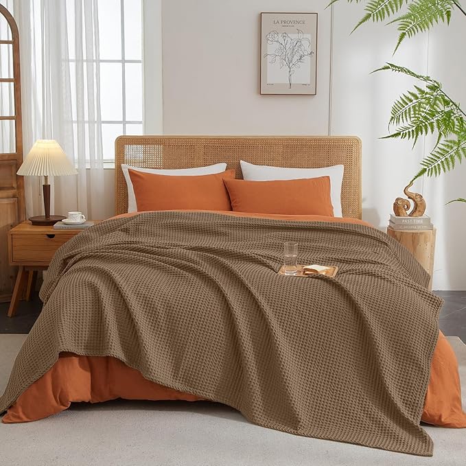PHF Ultra Soft Waffle Weave Blanket Queen Size 90"x 90"- Washed Lightweight Breathable Cozy Woven Blanket for Bed - Aesthetic Decor for Couch Bedding Sofa Home Car - Mocha