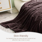 Exclusivo Mezcla Fleece Throw Blanket for Couch and Bed, 50x70 Inches Soft Cozy Jacquard Flannel Blankets, Lightweight Fuzzy Plush Warm Throws for Women, Coffee
