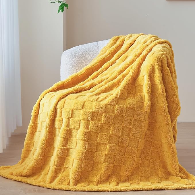 NEWCOSPLAY Super Soft Throw Blanket Mustard Yellow Premium Silky Flannel Fleece 3D Checkered Lightweight Bed Blanket All Season Use (Mustard Yellow Checkered, Throw(50"x70"))