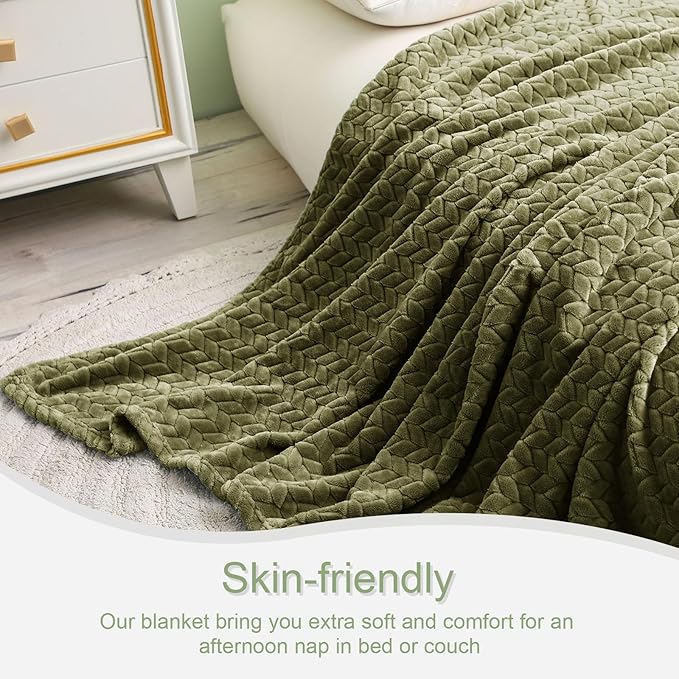 Exclusivo Mezcla Fleece King Size Blanket for Bed, 90x104 Inches Soft Cozy Jacquard Flannel Blankets, Lightweight Fuzzy Plush Warm for Women, Olive Green