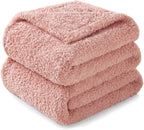Exclusivo Mezcla Fleece Bed Blankets Queen Size, Ultra Soft, Lightweight and Fuzzy Dusty Pink Blanket for Women, Home Decor, 90x90 Inches