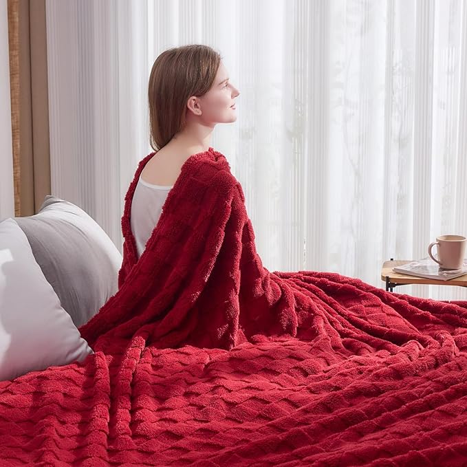 NEWCOSPLAY Super Soft Twin Blanket Red Premium Silky Flannel Fleece 3D Checkered Lightweight Bed Blanket All Season Use (Red Checkered, Twin(60"x80"))