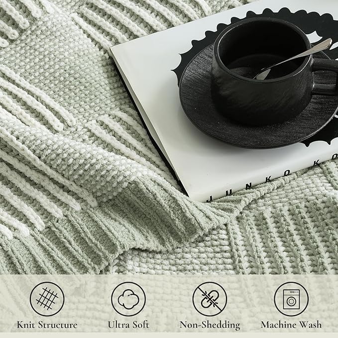 Amélie Home Knit Throw Blanket, Soft Chenille Cozy Breathable Pineapple Chunky Decorative Blanket for Couch, Bed & Sofa, French-Inspired Lightweight Warm Gift for Women, Sage Green, 50"x60"