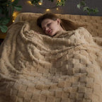 NEWCOSPLAY Super Soft King Blanket Brown Premium Silky Flannel Fleece 3D Checkered Lightweight Bed Blanket All Season Use (Brown Checkered, King(90"x110"))