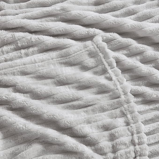 Nestl Light Grey Blanket King Size for Bed - Cozy Warm Fuzzy Blankets for Women, Plush Large Fleece Throws for Girls - Silver, 108 x 90 Inches