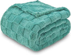 NEWCOSPLAY Super Soft Queen Blanket Mint Green Premium Silky Flannel Fleece 3D Checkered Lightweight Bed Blanket All Season Use (Mint Green Checkered, Queen(90"x90"))