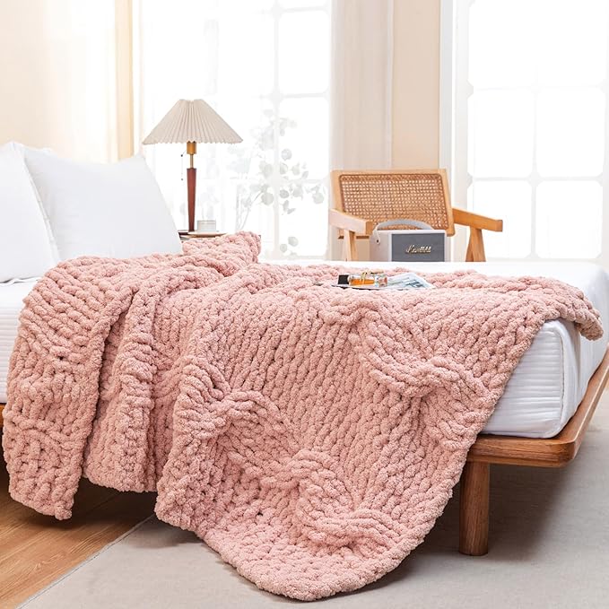 WESHIONGOO Chunky Knit Blanket Throw 50"×60" Knitted Throw Blankets for Couch Bed Fluffy Soft Blanket with Jumbo Chenille Yarn Thick 100% Handmade(Pink)