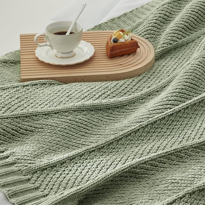 Amélie Home Knit Throw Blanket, Soft Chenille Cozy Breathable Chevron Chunky Decorative Blanket for Couch, Bed & Sofa, French-Inspired Lightweight Warm Gift for Women, Sage Green, 60"x80"