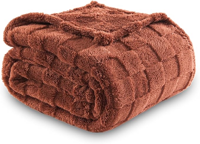 NEWCOSPLAY Super Soft Queen Blanket Coffee Premium Silky Flannel Fleece 3D Checkered Lightweight Bed Blanket All Season Use (Coffee Checkered, Queen(90"x90"))