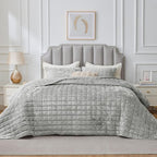 BEDELITE Velvet Quilt Set Queen Size - Luxury Velvet Comforter Bedding Set 3 Pieces, Lightweight Soft Cozy Shiny Light Grey Oversized Bedspread Coverlet for All Seasons with 2 Pillow Shams