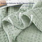 PHF Ultra Soft Waffle Weave Blanket King Size 104"x 90"- Washed Lightweight Breathable Cozy Woven Blanket for Bed - Aesthetic Decor for Couch Bedding Sofa Home Car - Sage Green/Mint Green