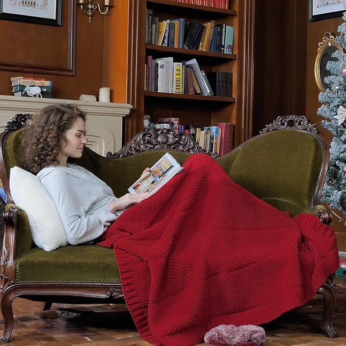 Amélie Home Knit Throw Blanket, Soft Chenille Cozy Breathable Chevron Chunky Decorative Blanket for Couch, Bed & Sofa, French-Inspired Lightweight Warm Gift for Women, Christmas Red, 50"x60"
